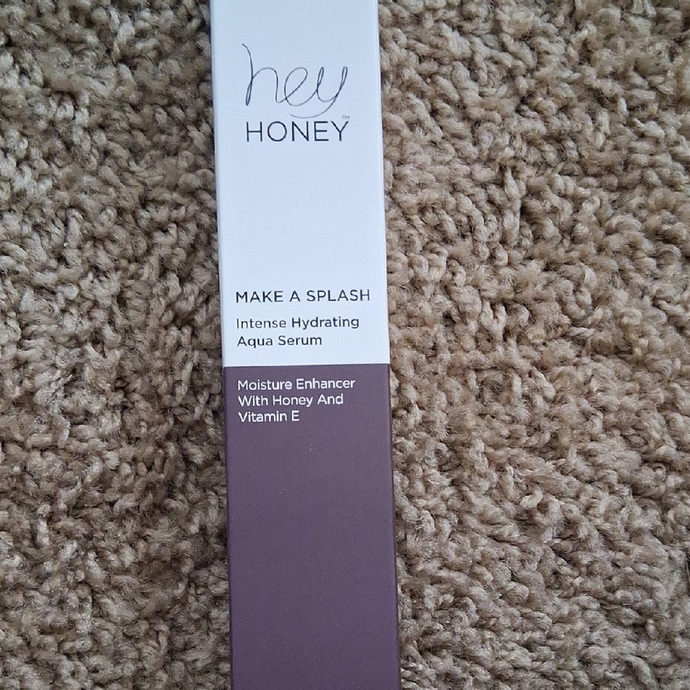 hey HONEY Make A Splash Intense Hydrating Aqua Serum - White & Mauve